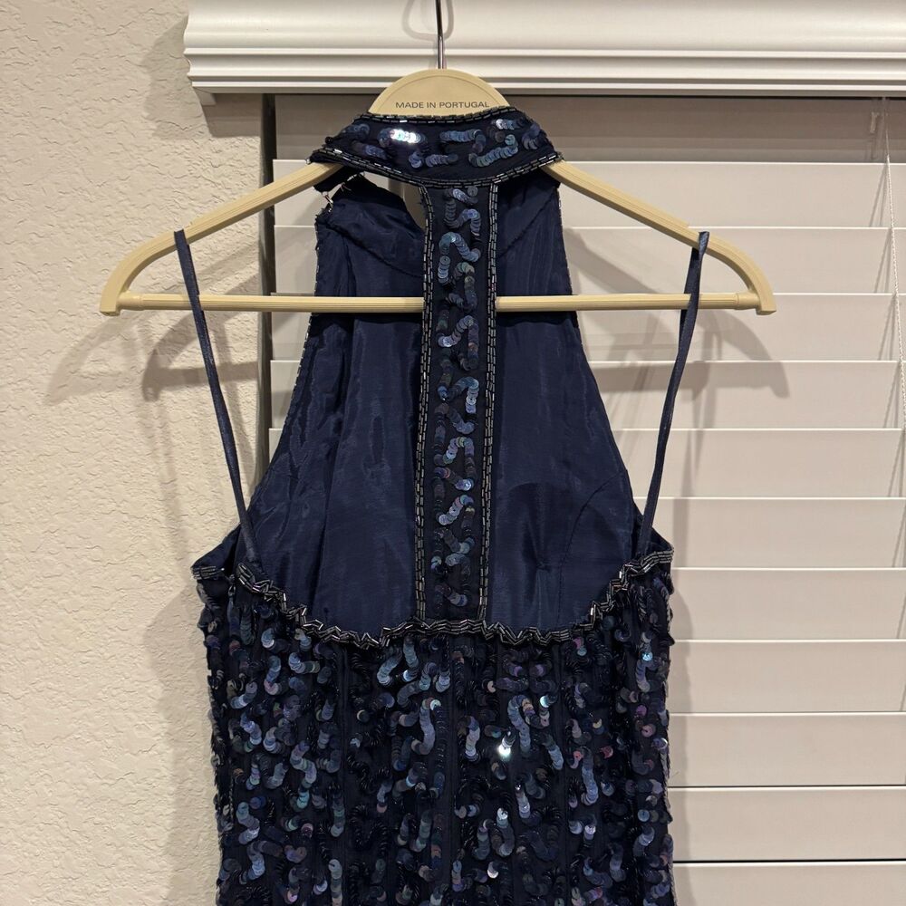 Beautiful Navy Blue 90s sequined, beaded formal gown - Picture 2 of 9